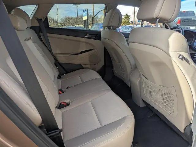2016 Hyundai Tucson SE