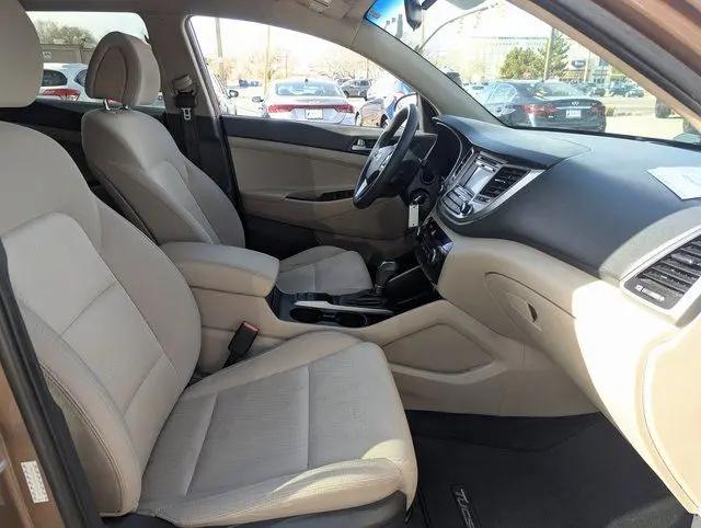 2016 Hyundai Tucson SE