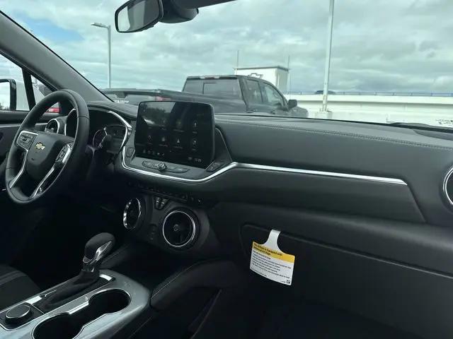 2025 Chevrolet Blazer FWD 2LT
