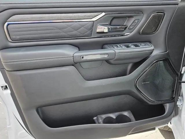 2026 Ram 1500 Limited Crew Cab 4x4 57 Box
