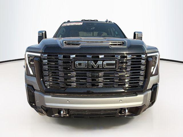 2026 GMC Sierra 2500HD Crew Cab, Standard Bed, Denali Ultimate, 4WD