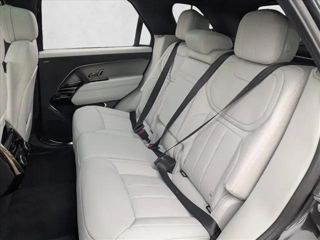 2026 Land Rover Range Rover Sport P360 SE