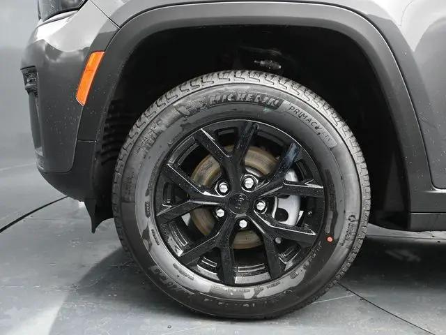 2026 Jeep Grand Cherokee Altitude 4x4