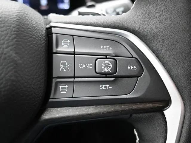 2026 Jeep Grand Cherokee Altitude 4x4