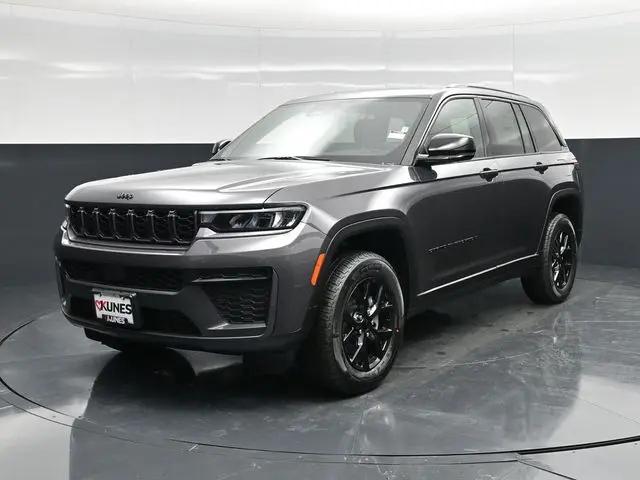 2026 Jeep Grand Cherokee Altitude 4x4