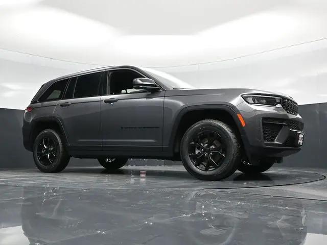 2026 Jeep Grand Cherokee Altitude 4x4