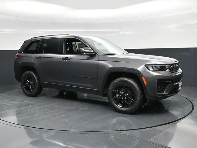 2026 Jeep Grand Cherokee Altitude 4x4