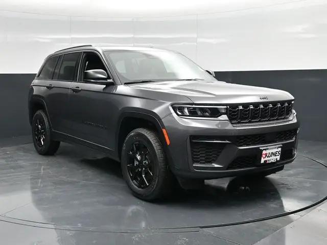 2026 Jeep Grand Cherokee Altitude 4x4