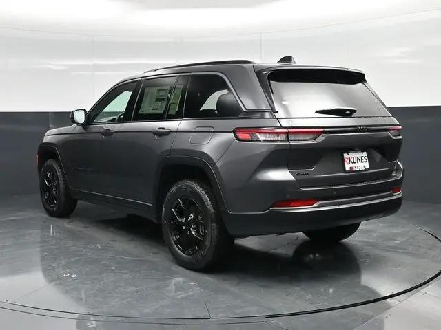 2026 Jeep Grand Cherokee Altitude 4x4
