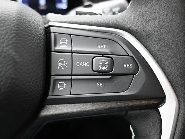 2026 Jeep Grand Cherokee Altitude 4x4