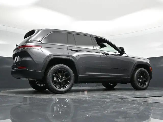 2026 Jeep Grand Cherokee Altitude 4x4