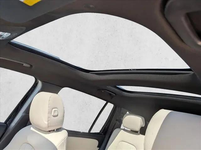 2026 Mercedes-Benz GLB 4MATIC