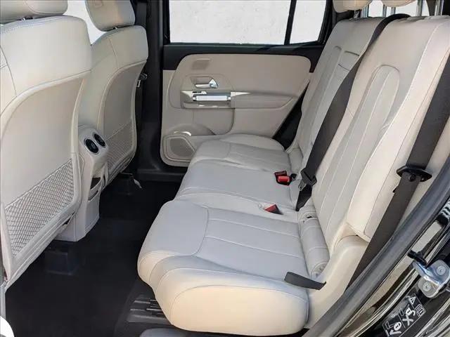 2026 Mercedes-Benz GLB 4MATIC