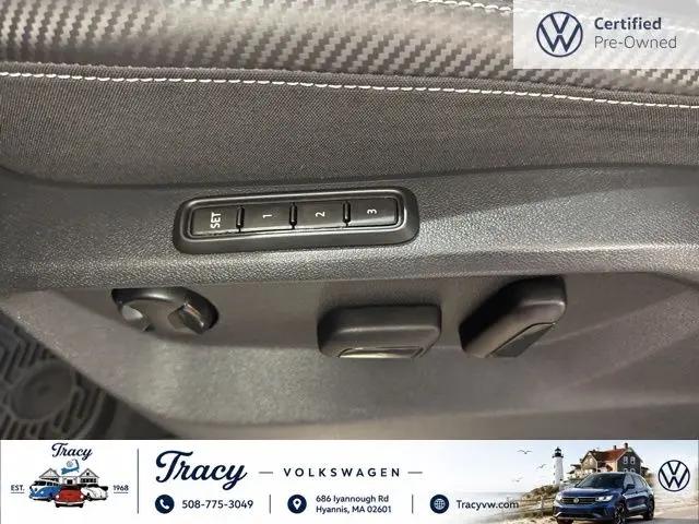 2022 Volkswagen Atlas Cross Sport 3.6L V6 SEL R-Line
