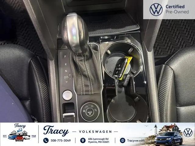 2022 Volkswagen Atlas Cross Sport 3.6L V6 SEL R-Line