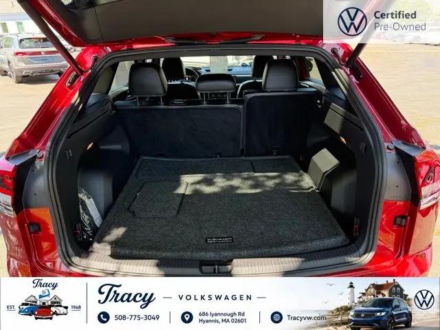 2022 Volkswagen Atlas Cross Sport 3.6L V6 SEL R-Line