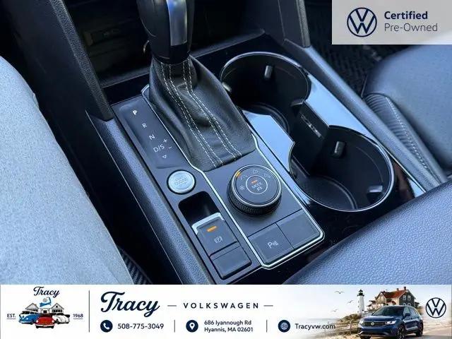 2022 Volkswagen Atlas Cross Sport 3.6L V6 SEL R-Line
