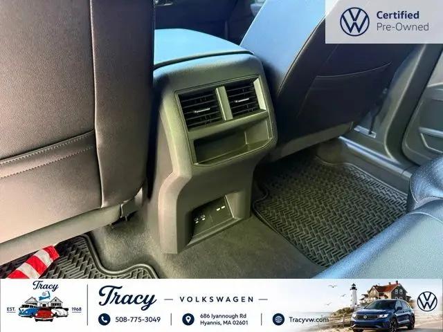 2022 Volkswagen Atlas Cross Sport 3.6L V6 SEL R-Line