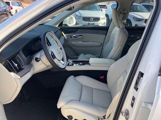 2026 Volvo XC90 Ultra, B6 AWD Gas (mild hybrid), Gasoline, Bright, 7 Seats
