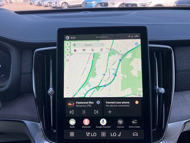 2026 Volvo XC90 Ultra, B6 AWD Gas (mild hybrid), Gasoline, Bright, 7 Seats