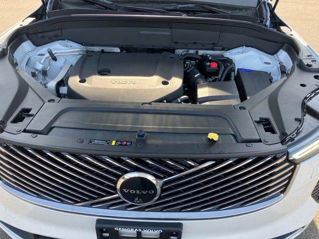 2026 Volvo XC90 Ultra, B6 AWD Gas (mild hybrid), Gasoline, Bright, 7 Seats