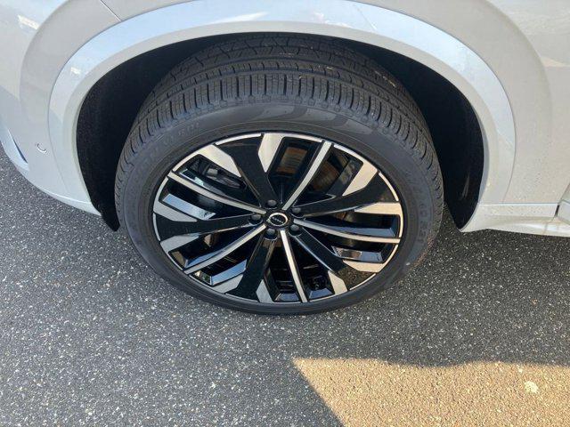 2026 Volvo XC90 Ultra, B6 AWD Gas (mild hybrid), Gasoline, Bright, 7 Seats