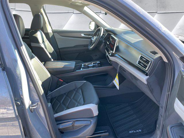 2026 Volkswagen Atlas Peak Edition