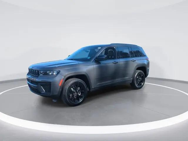 2026 Jeep Grand Cherokee Altitude 4x4
