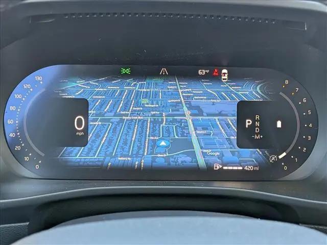 2026 Volvo XC40 Plus, B5 AWD Gas (mild hybrid), Dark