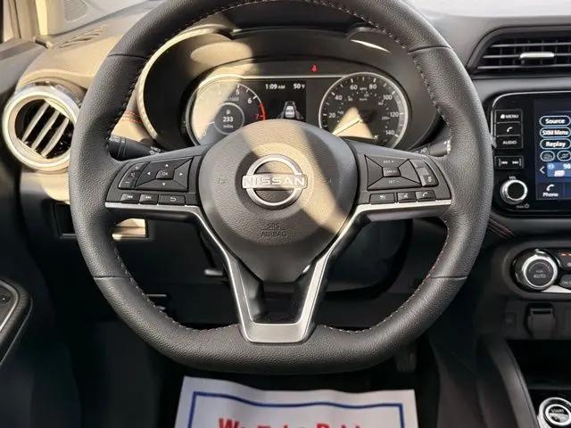 2025 Nissan Versa 1.6 SR