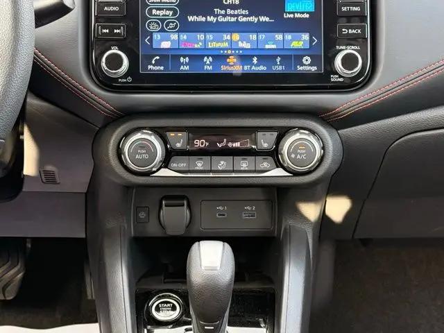2025 Nissan Versa 1.6 SR