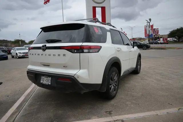 2024 Nissan Pathfinder SV FWD