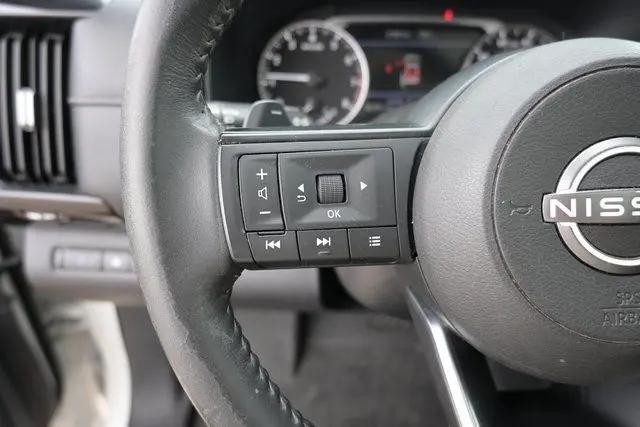 2024 Nissan Pathfinder SV FWD