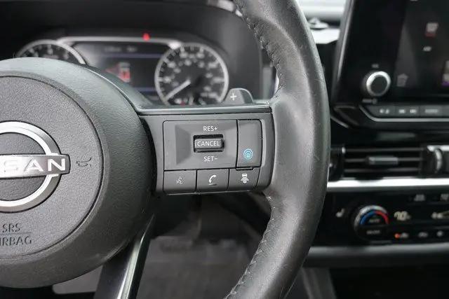 2024 Nissan Pathfinder SV FWD