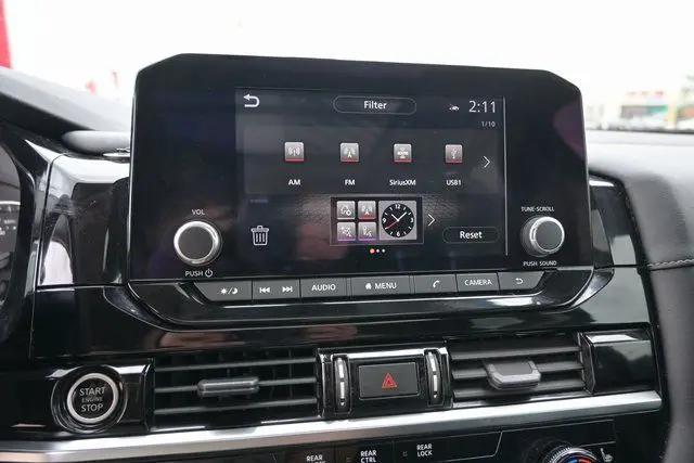 2024 Nissan Pathfinder SV FWD