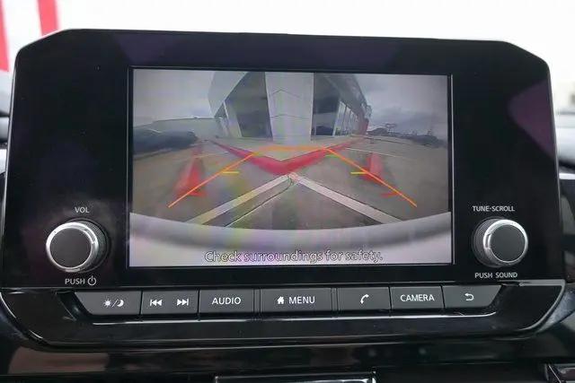 2024 Nissan Pathfinder SV FWD