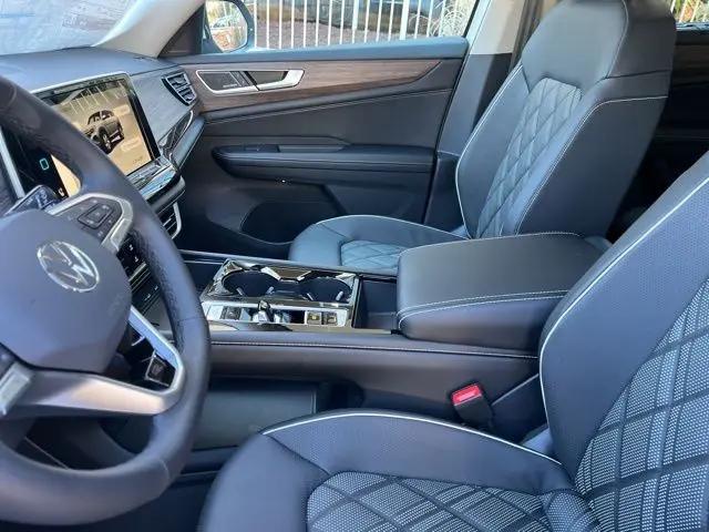 2026 Volkswagen Atlas SEL Premium R-Line