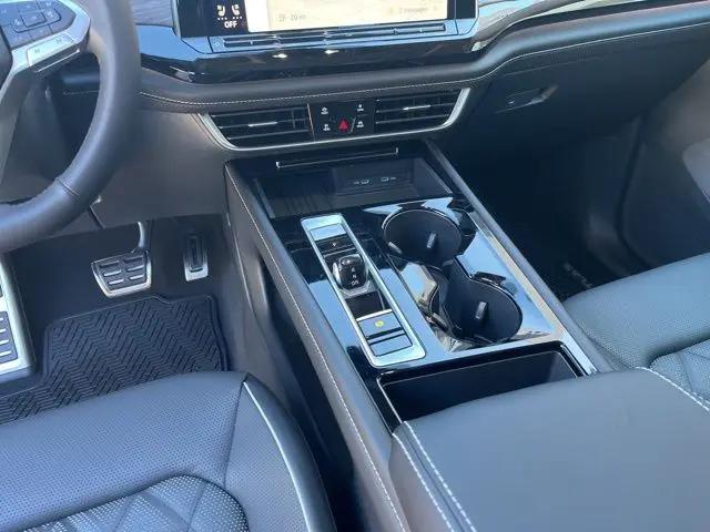 2026 Volkswagen Atlas SEL Premium R-Line