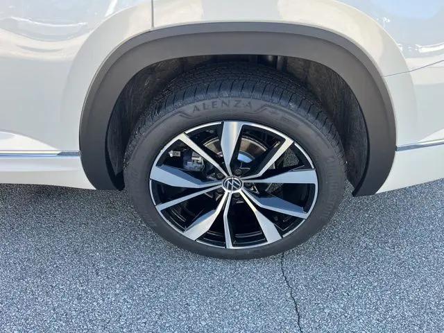 2026 Volkswagen Atlas SEL Premium R-Line