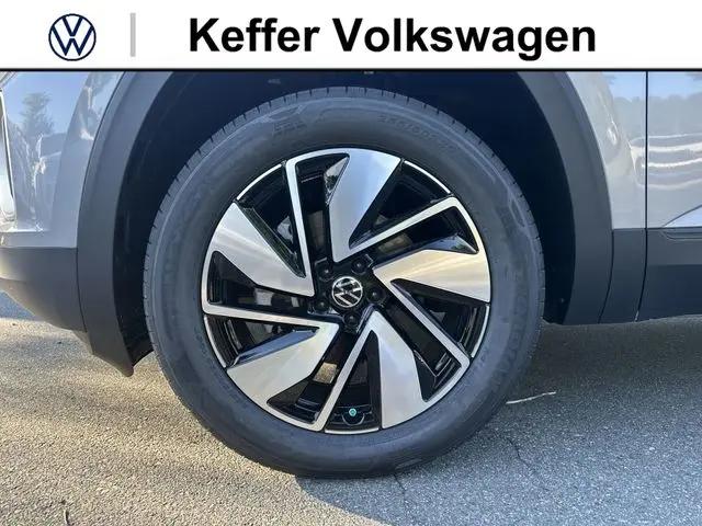 2026 Volkswagen Atlas SE with Technology