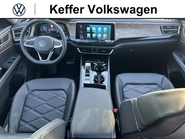 2026 Volkswagen Atlas SE with Technology