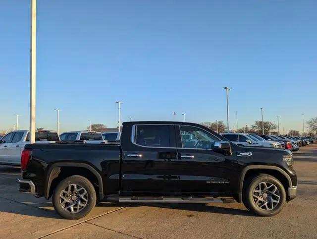 2026 GMC Sierra 1500 Crew Cab, Short Bed, SLT, RWD