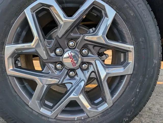 2026 GMC Sierra 1500 Crew Cab, Short Bed, SLT, RWD