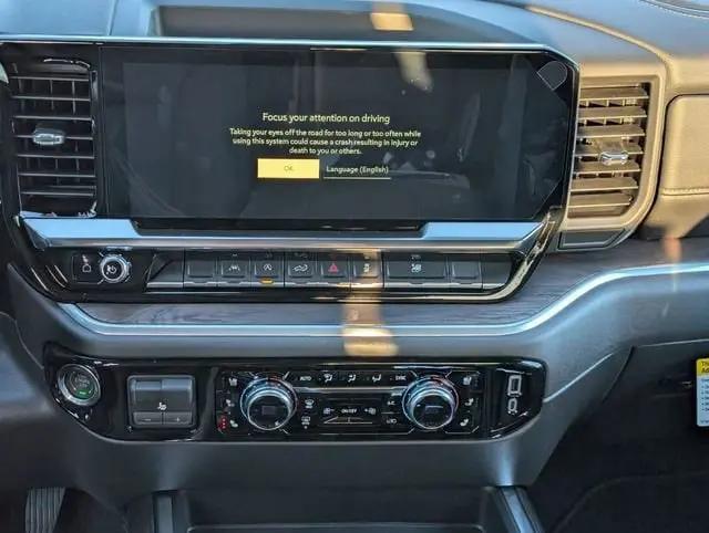 2026 GMC Sierra 1500 Crew Cab, Short Bed, SLT, RWD