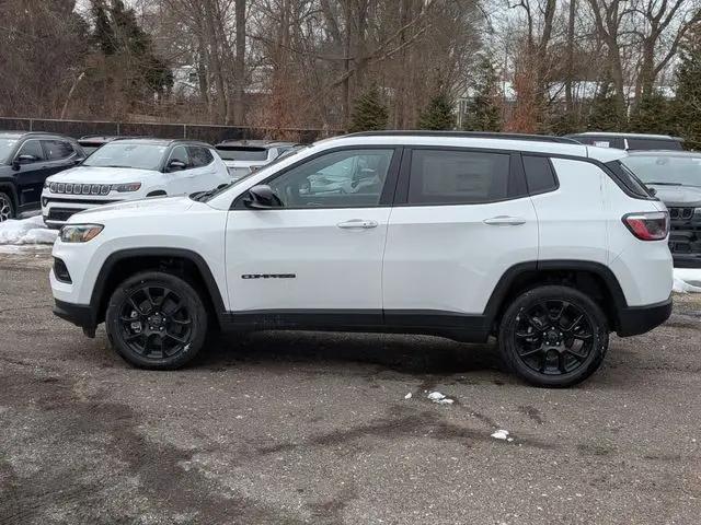 2026 Jeep Compass Latitude Altitude