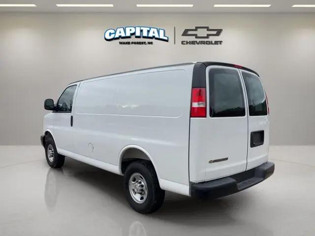 2025 Chevrolet Express Cargo Van RWD 2500 Regular Wheelbase WT