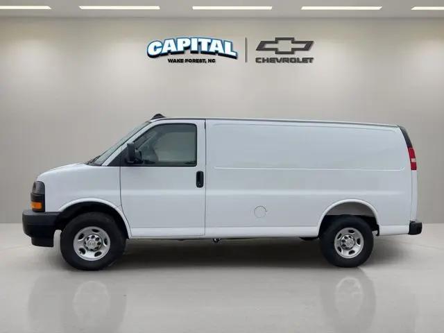 2025 Chevrolet Express Cargo Van RWD 2500 Regular Wheelbase WT