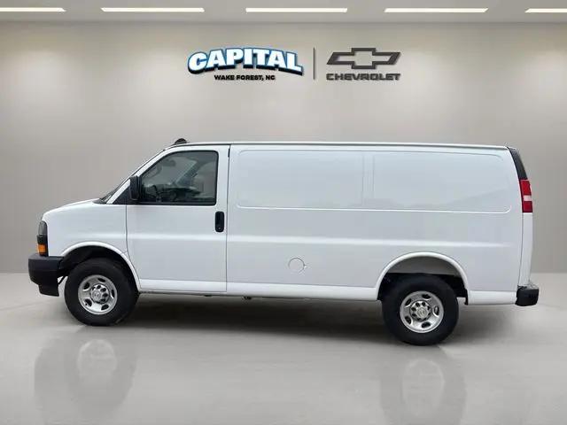 2025 Chevrolet Express Cargo Van RWD 2500 Regular Wheelbase WT