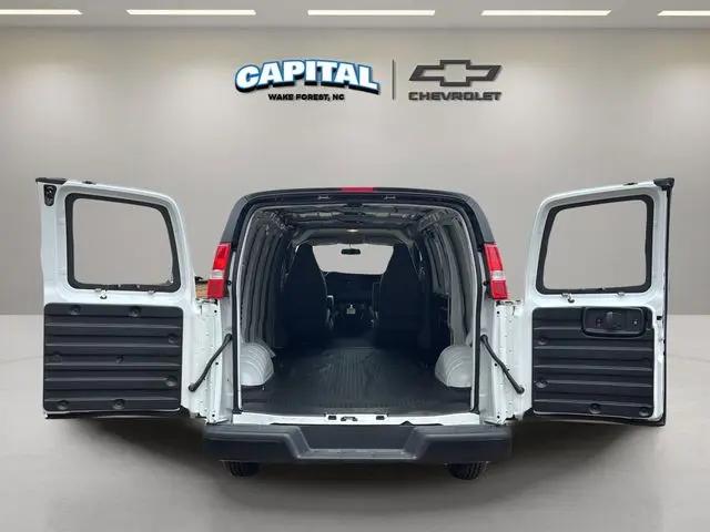 2025 Chevrolet Express Cargo Van RWD 2500 Regular Wheelbase WT