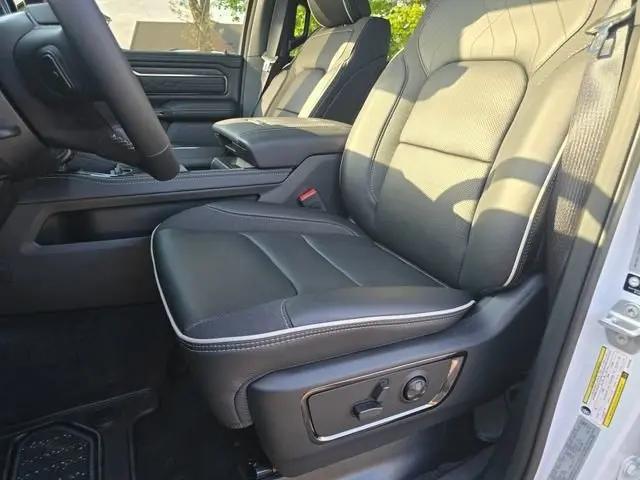 2026 Ram 1500 Limited Crew Cab 4x4 5'7" Box